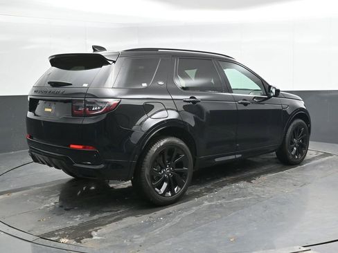 Used 2025 Land Rover Discovery Sport Dynamic SE AWD/4WD image 3