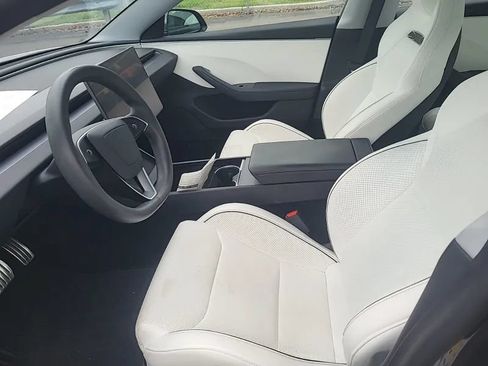 Used 2024 Tesla Model 3 Performance AWD/4WD image 2