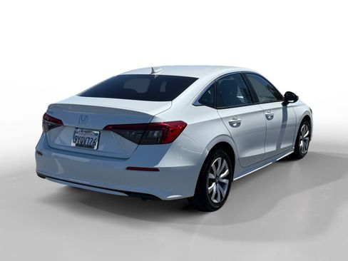 Used 2022 Honda Civic LX image 5