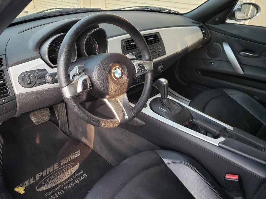 Used 2008 BMW Z4 3.0si RWD image 43