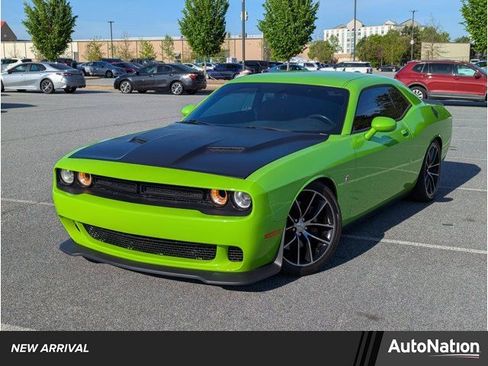 Used 2015 Dodge Challenger R/T Scat Pack image 1
