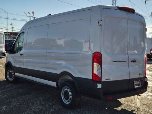 New 2026 Ford Transit 250 148 Medium Roof w/ Load Area Protection Package RWD image 10