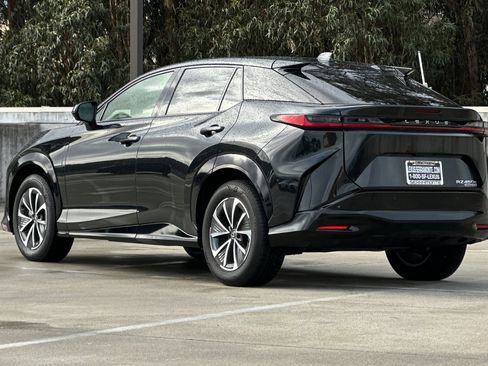 Used 2023 Lexus RZ 450e Premium image 3