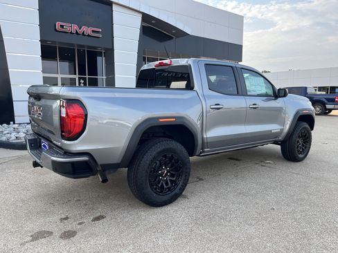 New 2026 GMC Canyon Elevation w/ Convenience Package image 3