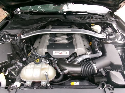 Used 2015 Ford Mustang GT Premium RWD image 35