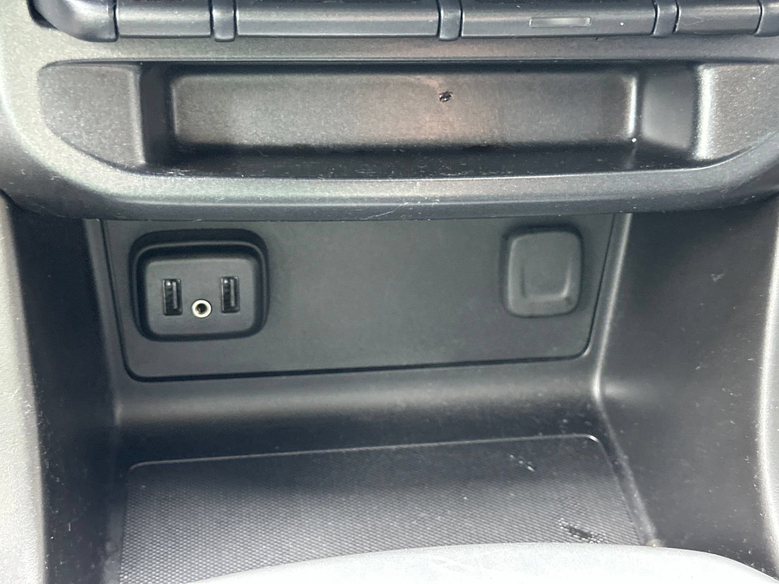 Used 2019 Chevrolet Colorado LT AWD/4WD image 24