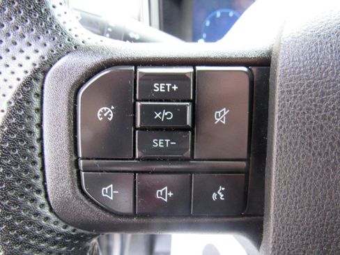 Used 2024 Ford F250 XLT w/ XLT Premium Package image 15