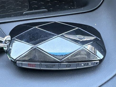 New 2026 Genesis G70 2.5T Prestige image 33