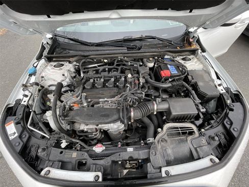 Used 2024 Honda Civic EX-L image 11