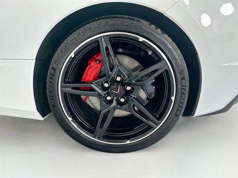 Used 2024 Chevrolet Corvette Stingray Convertible w/ 1LT RWD image 24