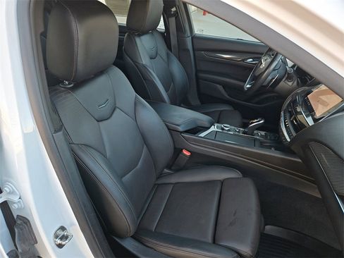 Used 2022 Cadillac CT5 Sport w/ LPO, ONYX Package image 29