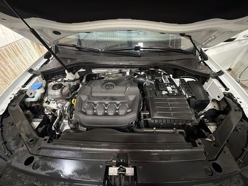 Used 2022 Volkswagen Tiguan SEL R-Line image 27