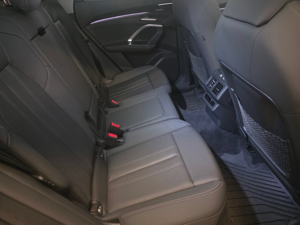 Certified 2025 Audi Q5 Premium AWD/4WD image 23