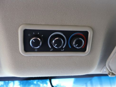 Used 2023 Chevrolet Express 3500 LS RWD image 25
