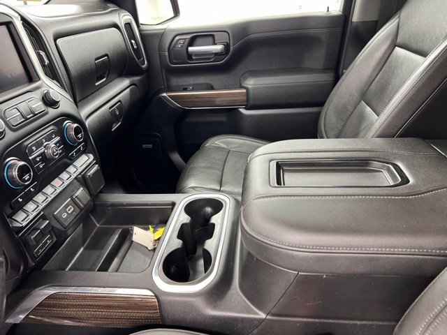 Used 2020 Chevrolet Silverado 1500 LT Trail Boss AWD/4WD image 15