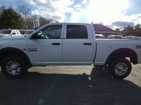 Used 2018 RAM 2500 Tradesman w/ Chrome Appearance Group image 5