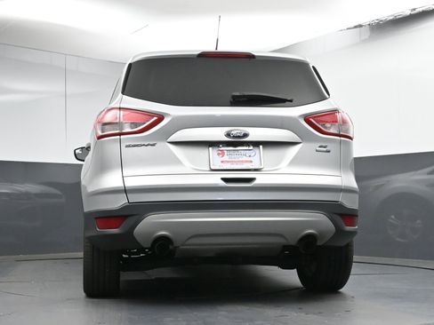 Used 2015 Ford Escape SE image 28