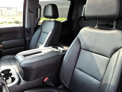 Used 2019 Chevrolet Silverado 1500 RST AWD/4WD image 16