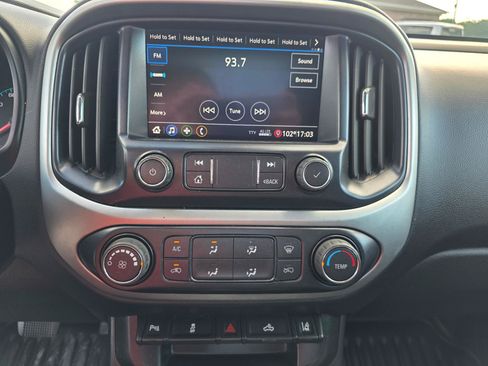Used 2022 Chevrolet Colorado LT w/ Fleet Safety Package RWD image 10
