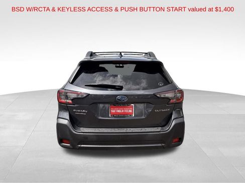 Used 2024 Subaru Outback Premium AWD/4WD image 6