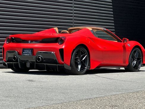 Used 2020 Ferrari 488 Pista Spider RWD image 8