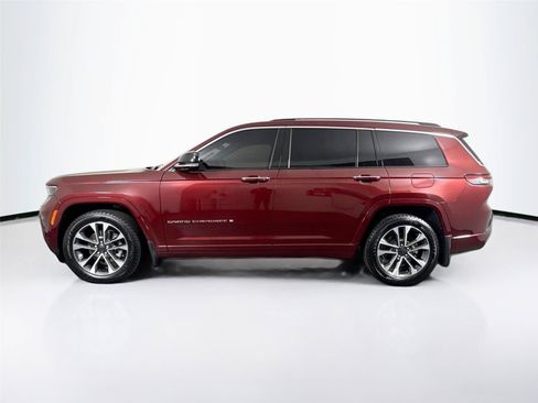 Used 2022 Jeep Grand Cherokee L Overland w/ MOPAR Finishing Package AWD/4WD image 14