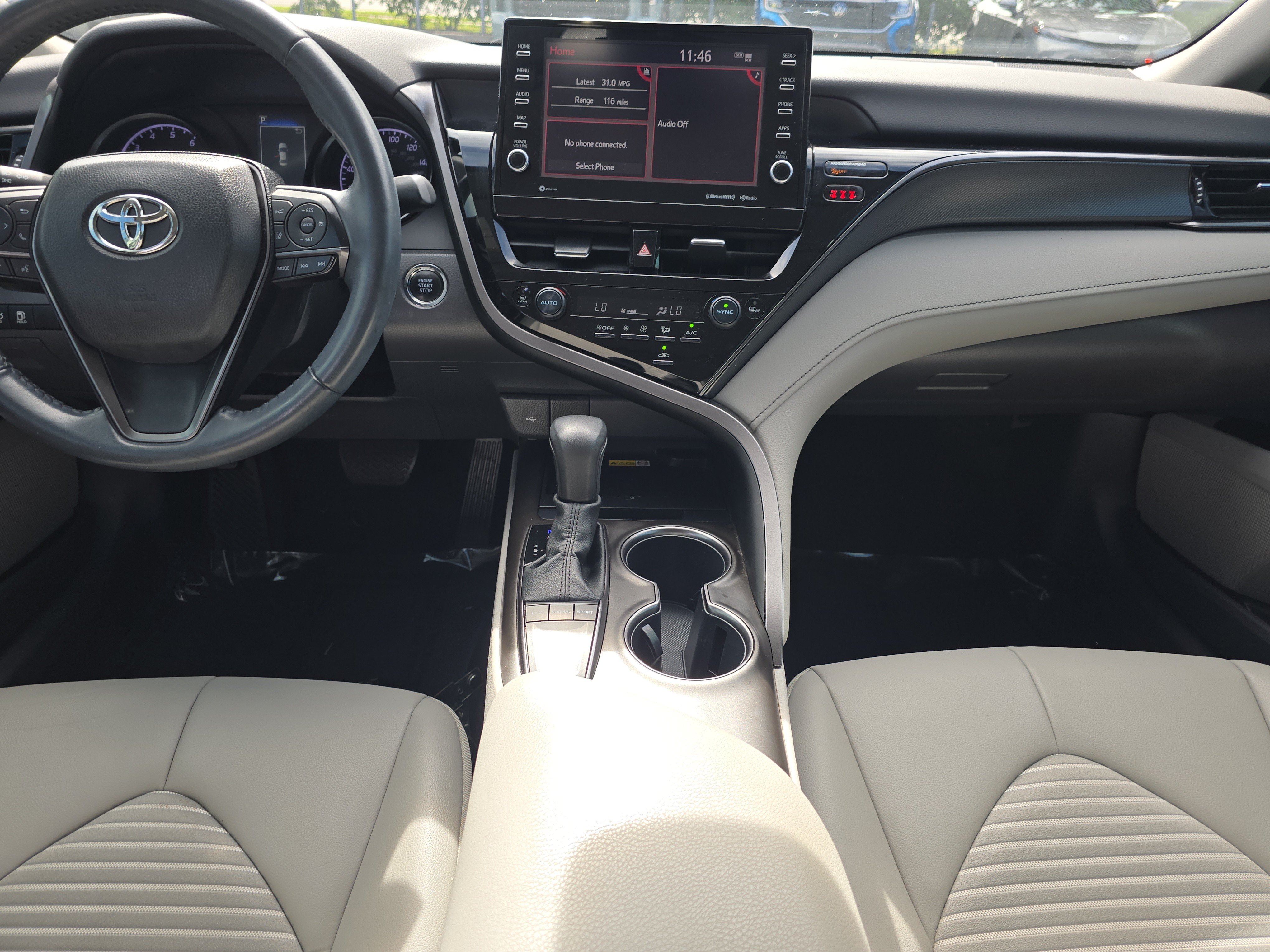 Used 2022 Toyota Camry SE w/ Audio Upgrade Package FWD image 14