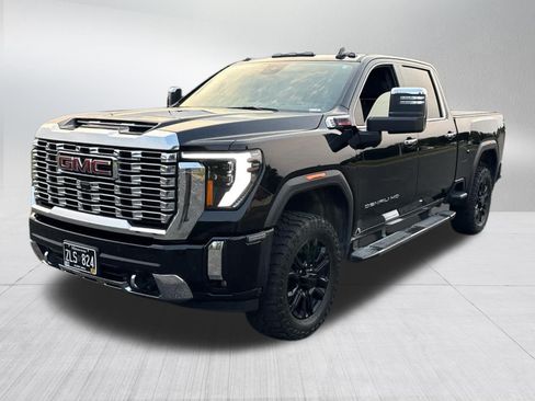 Used 2024 GMC Sierra 2500 Denali w/ Denali Reserve Package AWD/4WD image 4