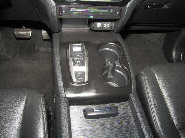 Used 2021 Honda Pilot Touring image 38