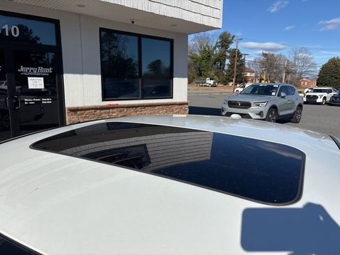 Used 2022 Nissan Altima 2.0 SR image 12