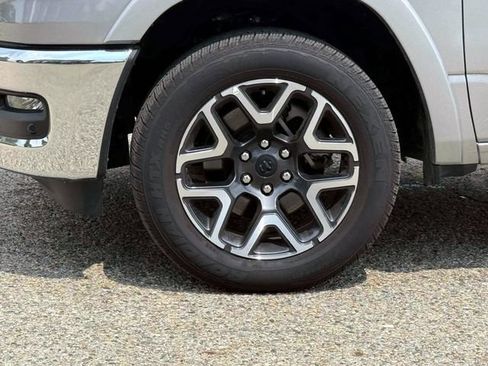Used 2026 RAM 1500 Laramie AWD/4WD image 9