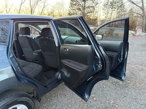 Used 2013 Nissan Rogue S image 19