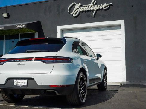 Used 2021 Porsche Macan AWD/4WD image 18