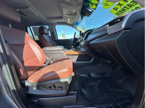 Used 2019 Chevrolet Tahoe Premier w/ Premier Plus Edition image 11