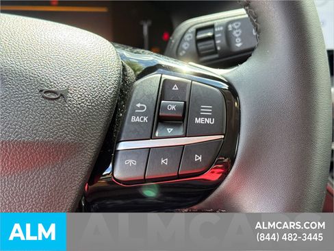 Used 2023 Ford Escape SE image 31