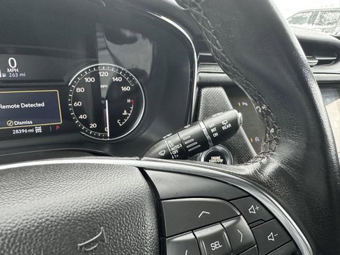 Used 2023 Cadillac XT5 Premium Luxury image 34