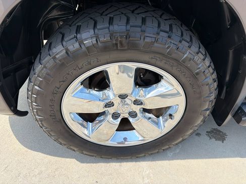 Used 2019 RAM 1500 Express AWD/4WD image 13