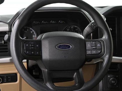 Used 2023 Ford F150 XLT image 7