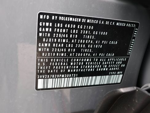 Used 2023 Volkswagen Taos SEL AWD/4WD image 43