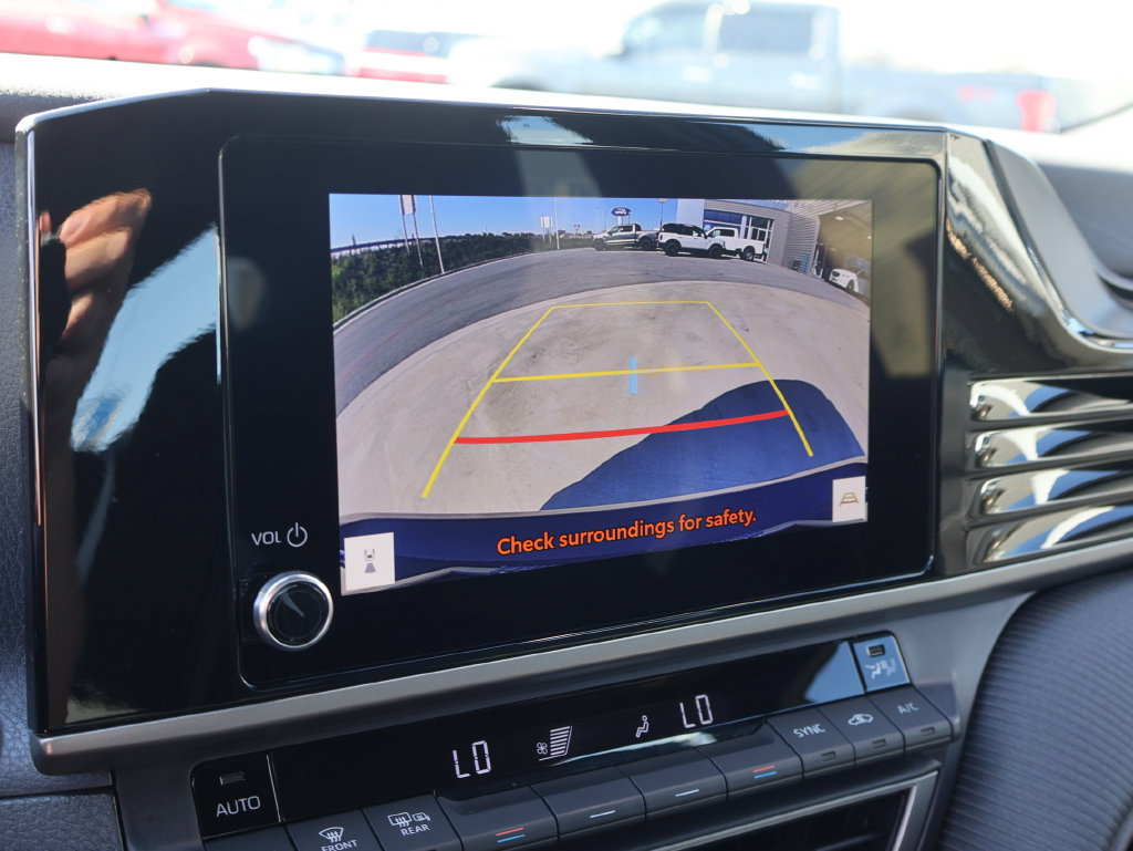 Used 2026 Toyota Camry SE FWD image 33