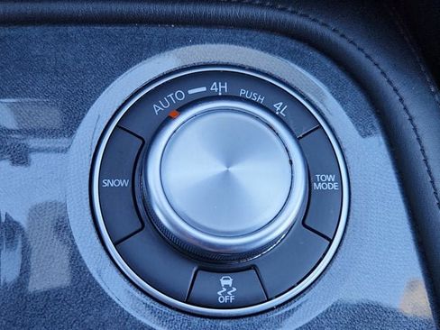 Used 2022 Nissan Armada SL w/ Midnight Edition Package AWD/4WD image 30