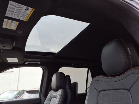 Used 2023 Lincoln Navigator L Black Label image 23