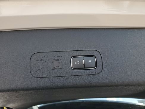 Certified 2022 Lincoln Aviator Reserve w/ Elements Package Plus image 9