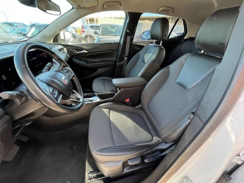 Used 2025 Buick Encore GX Preferred FWD image 24