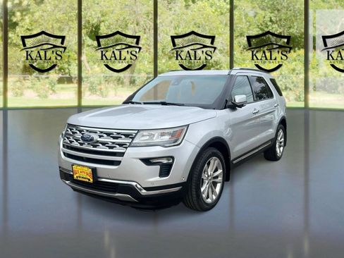 Used 2018 Ford Explorer Limited w/ Equipment Group 301A AWD/4WD image 1