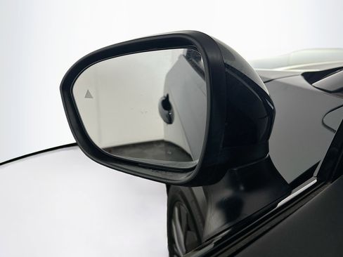 Used 2023 Nissan Ariya FWD image 16