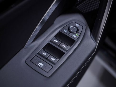 Used 2026 BMW X1 xDrive28i AWD/4WD image 16