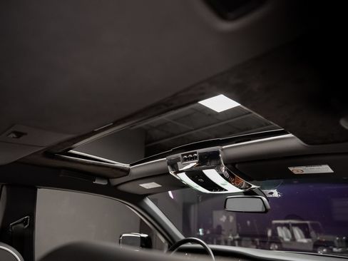 Used 2007 Rolls-Royce Phantom Sedan RWD image 70