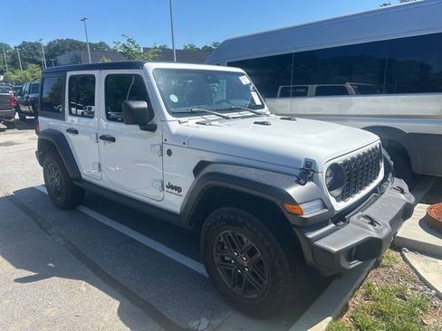 Used 2024 Jeep Wrangler Unlimited Sport AWD/4WD image 1