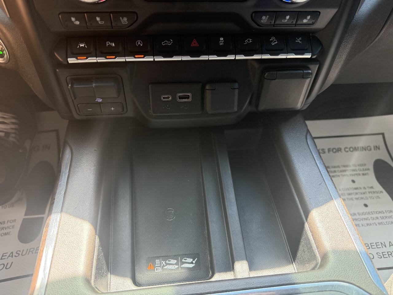 Used 2019 GMC Sierra 1500 Denali w/ Denali Ultimate Package AWD/4WD image 19